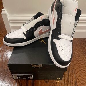 Jordan Air 1 Low - Rust Pink, Black, White